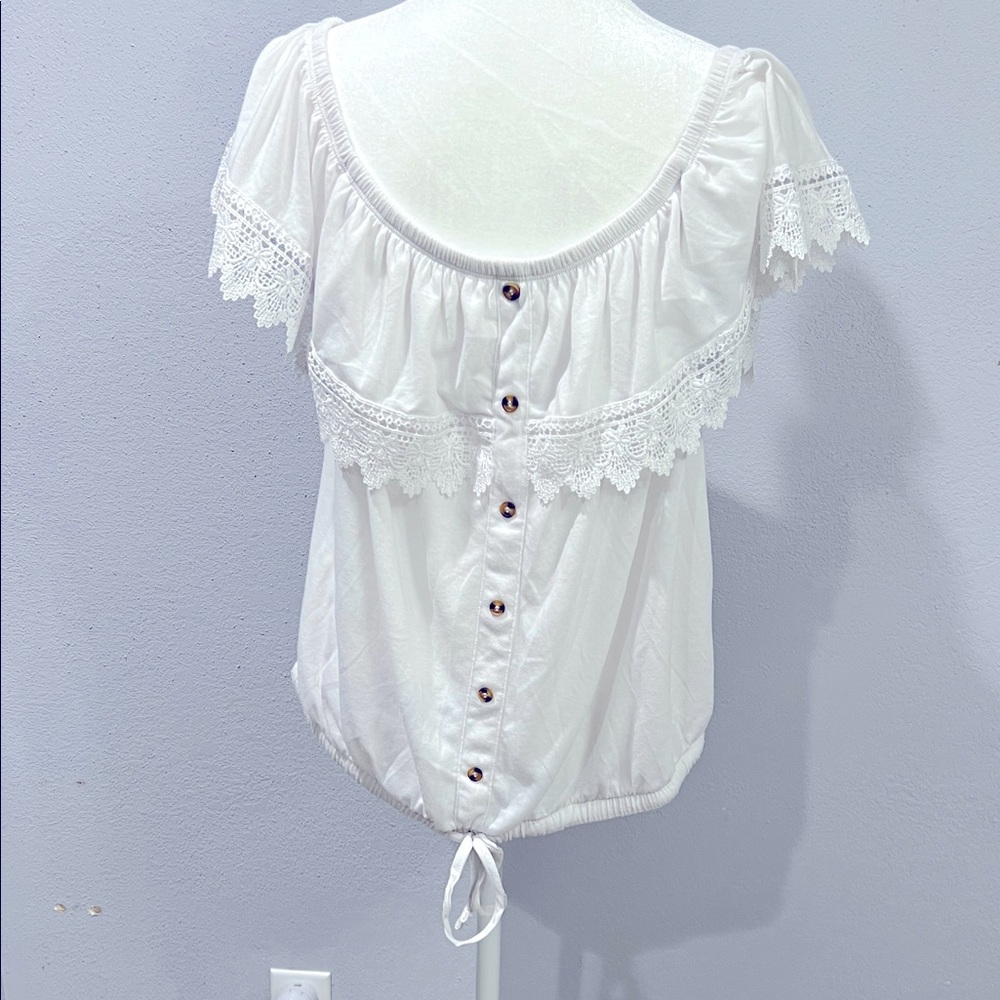 No Boundaries White Lace Off-Shoulder Blouse, Size 2XL